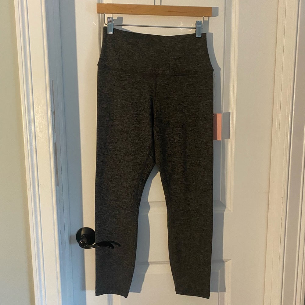 NWT Quince Charcoal Gray Performance Leggings